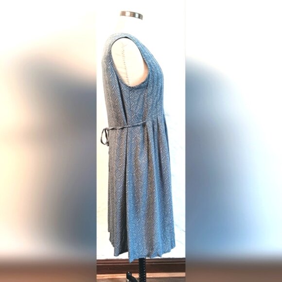 Gap rayon soft summer sleeveless tie back dress. Large - Picture 8 of 10